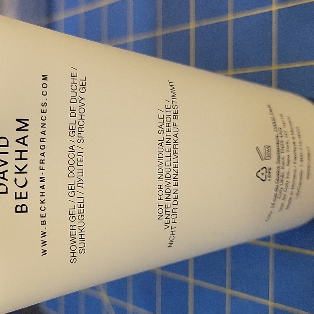 David Beckham Amber Breeze Shower Gel 150ml New Tube - Picture 2 of 2